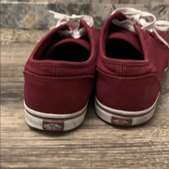 Women’s burgundy vans. - Picture 4 of 4